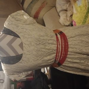 Women's lacey dress very cute dress like new